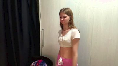 LakeshaBanana live cam on Cam4