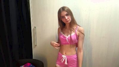 LakeshaBanana live cam on Cam4