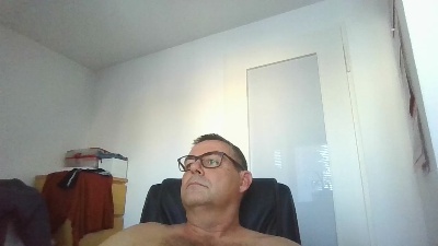 Lalelu1972 live cam on Cam4