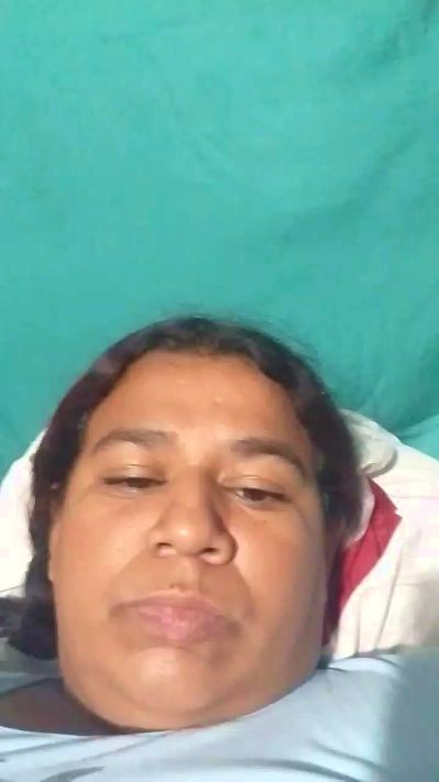 Lamamadora18 live cam on Cam4