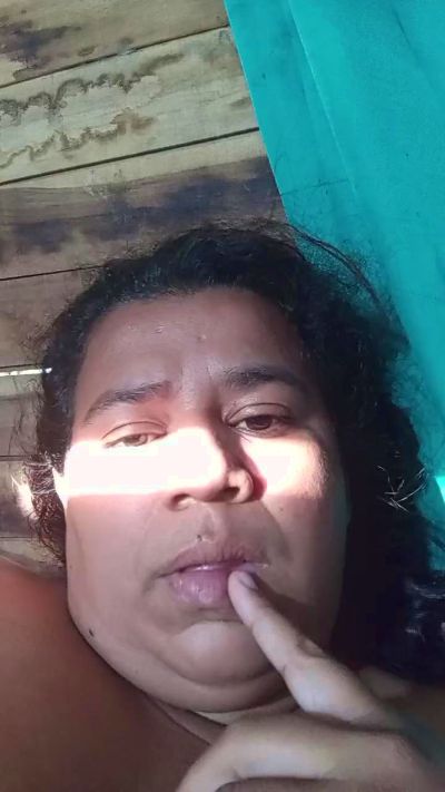 Lamamadora18 live cam on Cam4