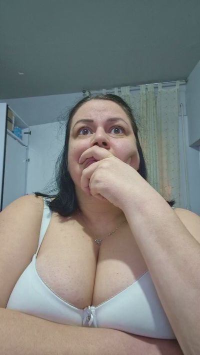 Lamante1992 live cam on Cam4