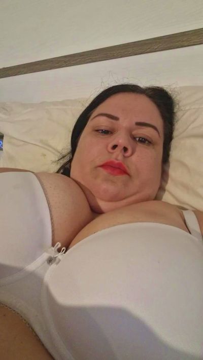 Lamante1992 live cam on Cam4