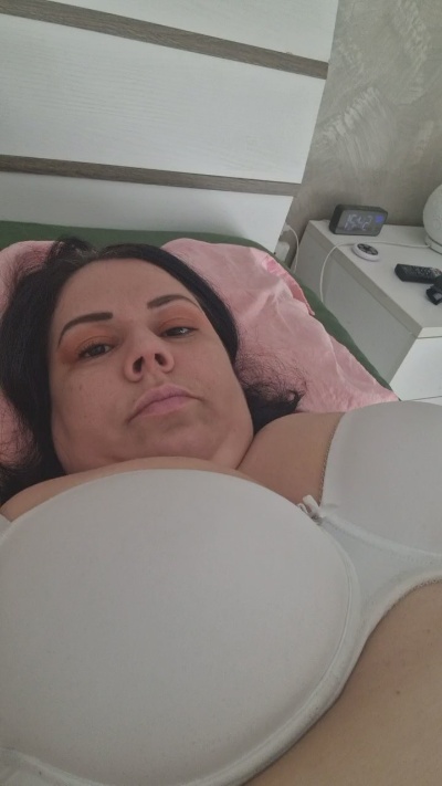 Lamante1992 live cam on Cam4