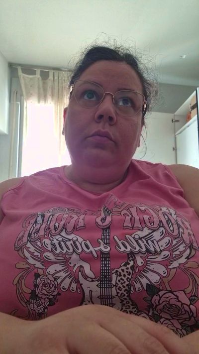 Lamante1992 live cam on Cam4