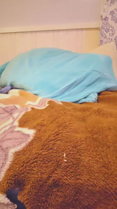 Lambe_ez live cam on Cam4