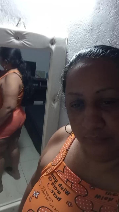 Lamorena_50 live cam on Cam4