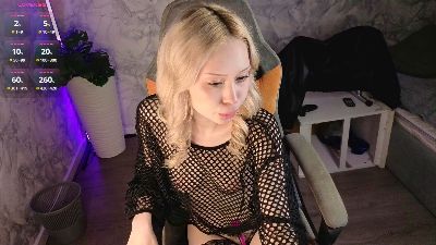 LanaLipsi live cam on Cam4