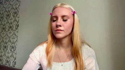 LanaMetellus live cam on Cam4