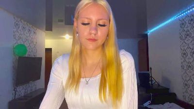 LanaMetellus live cam on Cam4