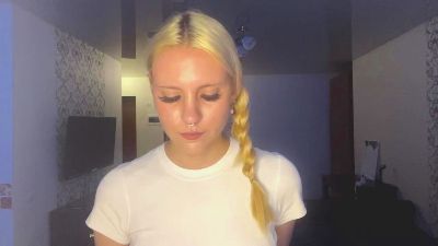 LanaMetellus live cam on Cam4