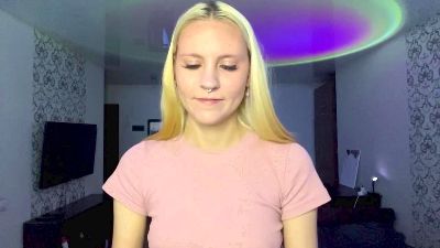 LanaMetellus live cam on Cam4