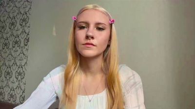 LanaMetellus live cam on Cam4