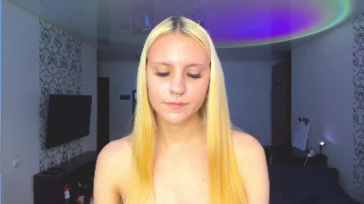 LanaMetellus live cam on Cam4