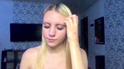 LanaMetellus live cam on Cam4