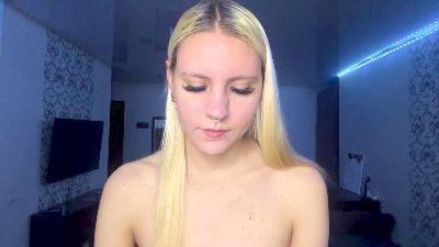 LanaMetellus live cam on Cam4