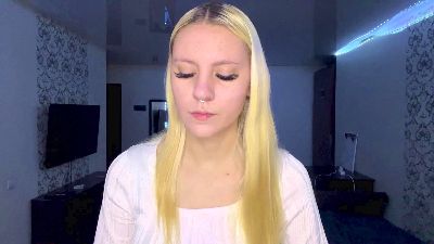 LanaMetellus live cam on Cam4