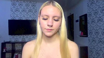 LanaMetellus live cam on Cam4