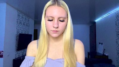 LanaMetellus live cam on Cam4