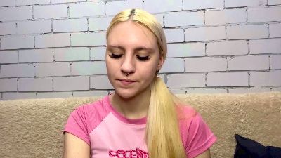 LanaMetellus live cam on Cam4