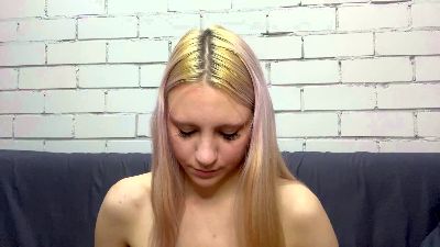 LanaMetellus live cam on Cam4