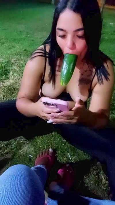 Lana_Dirtypee live cam on Cam4