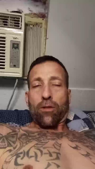 Landongray1982 live cam on Cam4