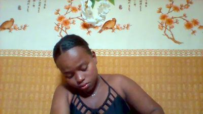 Landy live cam on Cam4