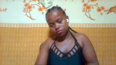 Landy live cam on Cam4