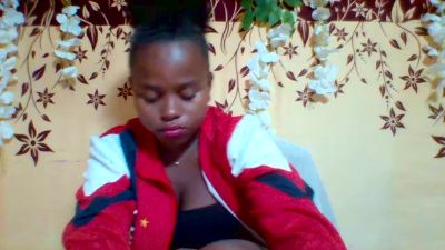 Landy live cam on Cam4