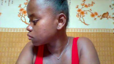 Landy live cam on Cam4