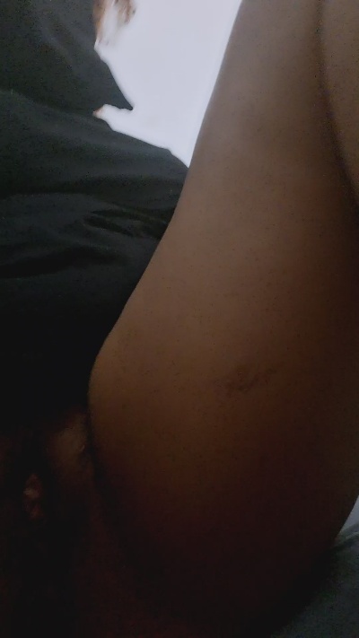 Lanii_luvss live cam on Cam4