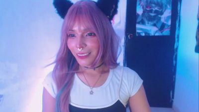 Lanna_Moretti live cam on Cam4