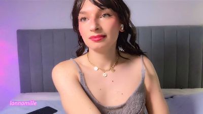 Lannasweet live cam on Cam4