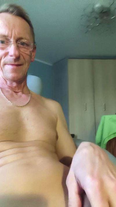 Lanzelot23 live cam on Cam4
