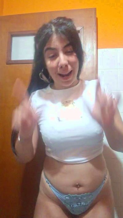 Lapatrona1889 live cam on Cam4