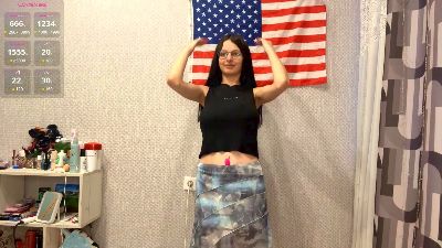 LaraHerb live cam on Cam4