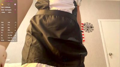 LaraHerb live cam on Cam4