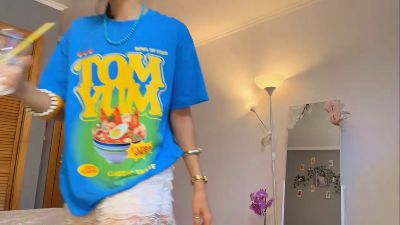 LaraeNeemann live cam on Cam4