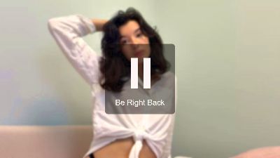 LaraeNeemann live cam on Cam4