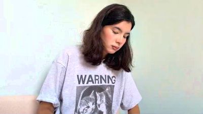 LaraeNeemann live cam on Cam4