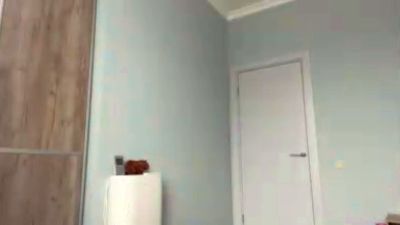 LaraeNeemann live cam on Cam4