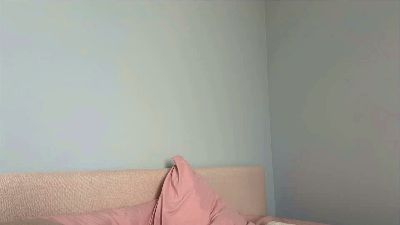LaraeNeemann live cam on Cam4