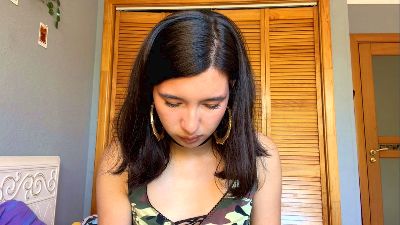 LaraeNeemann live cam on Cam4
