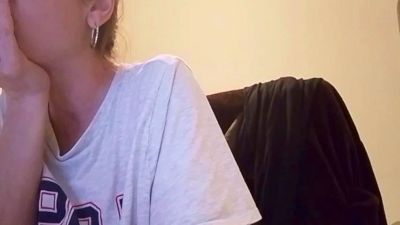 Larafoxok live cam on Cam4