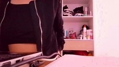 Larafoxok live cam on Cam4