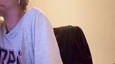 Larafoxok live cam on Cam4