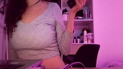 Larafoxok live cam on Cam4