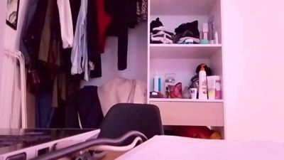 Larafoxok live cam on Cam4