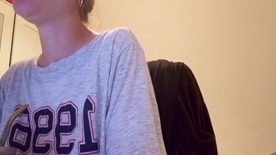 Larafoxok live cam on Cam4